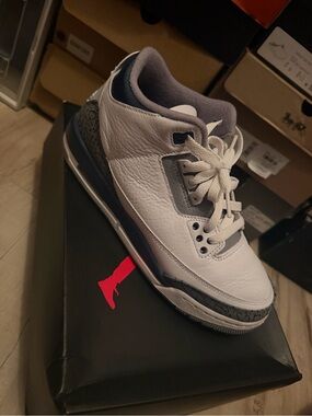 Retro Jordan 3 Navy blue